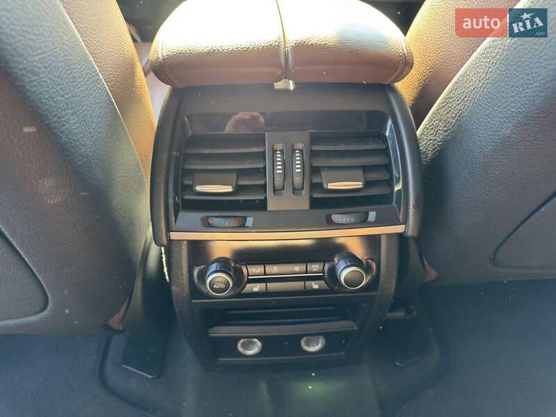 Позашляховик / Кросовер BMW X5 2015 в Одесі фото 16 Позашляховик / Кросовер BMW X5 2015 в Одесі