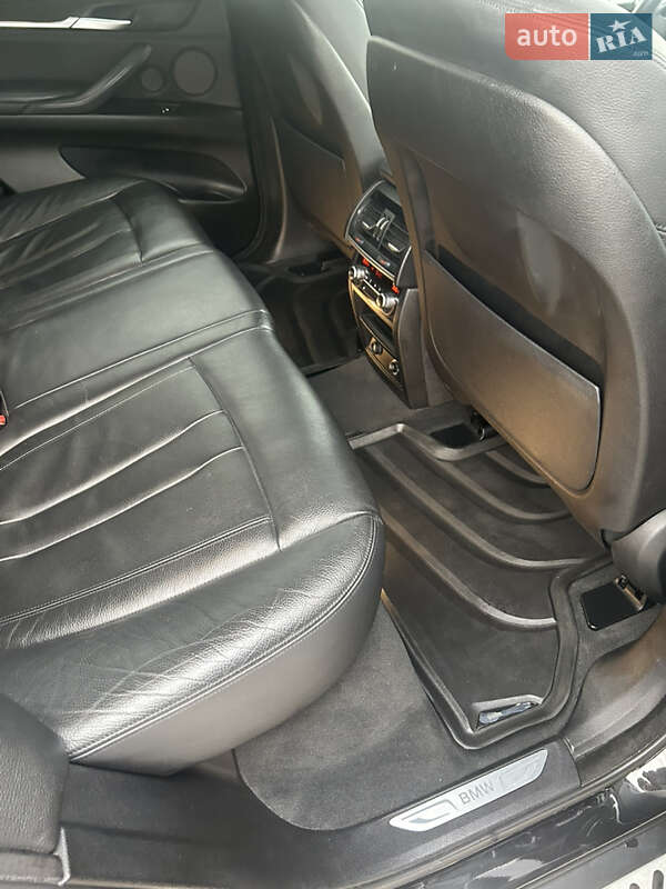 Внедорожник / Кроссовер BMW X5 2015 в Нововолынске фото 29 Внедорожник / Кроссовер BMW X5 2015 в Нововолынске