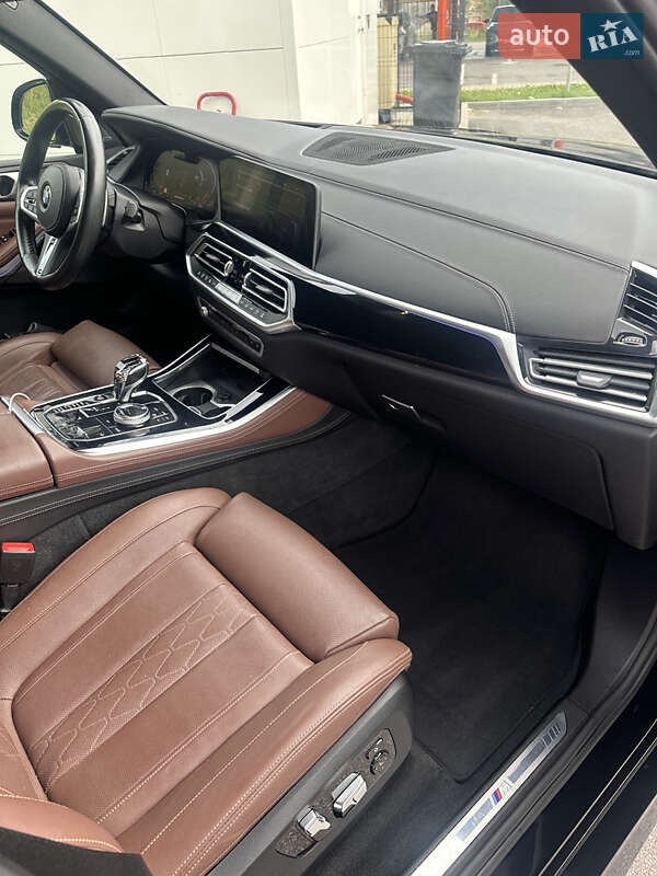 Внедорожник / Кроссовер BMW X5 2019 в Сарнах