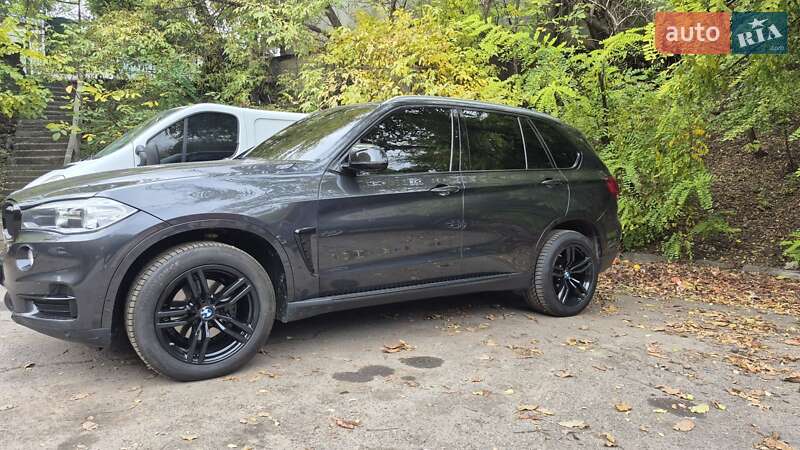 Позашляховик / Кросовер BMW X5 2015 в Одесі фото 2 Позашляховик / Кросовер BMW X5 2015 в Одесі