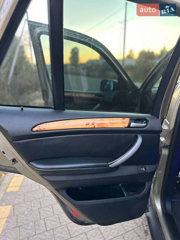 Позашляховик / Кросовер BMW X5 2006 в Луцьку