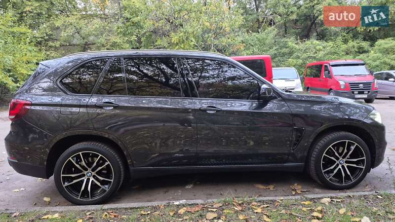 Позашляховик / Кросовер BMW X5 2015 в Одесі фото 21 Позашляховик / Кросовер BMW X5 2015 в Одесі