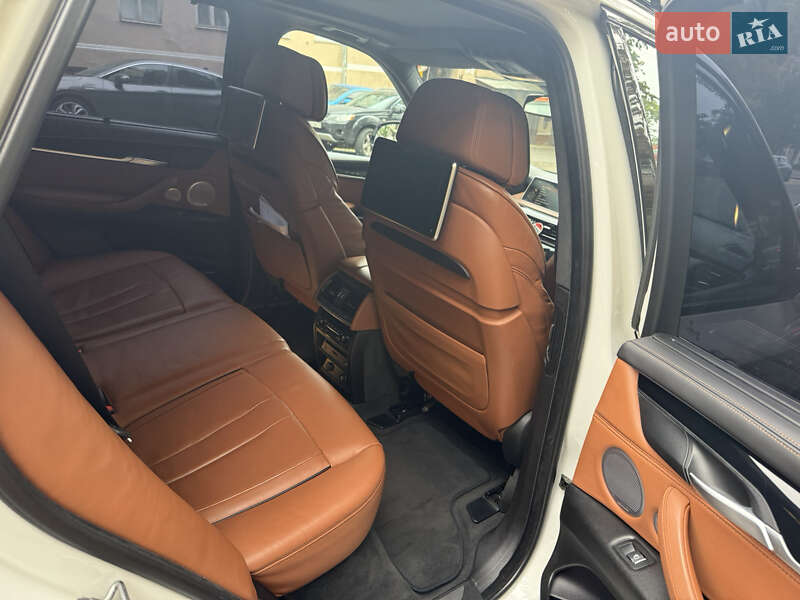 Позашляховик / Кросовер BMW X5 2015 в Одесі