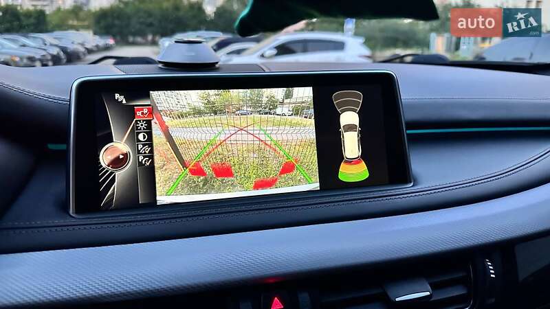 Внедорожник / Кроссовер BMW X5 2016 в Киеве