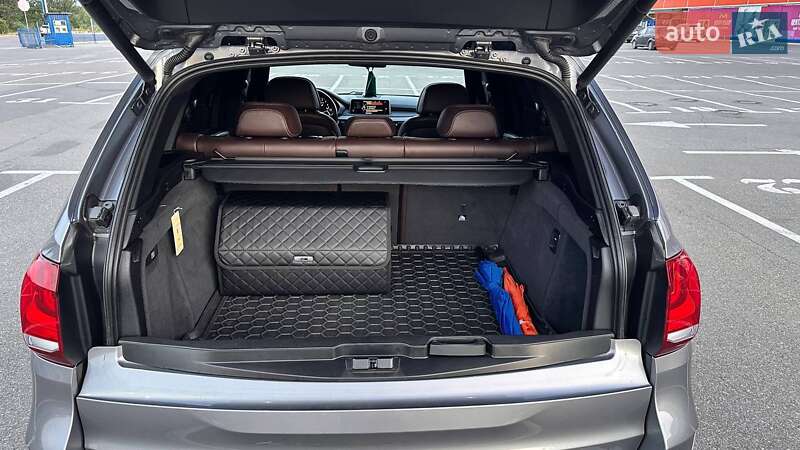 Внедорожник / Кроссовер BMW X5 2016 в Киеве
