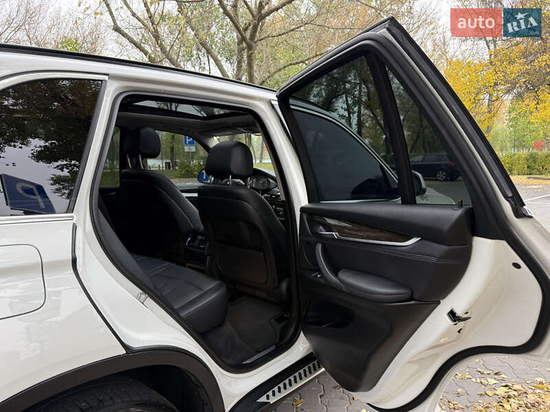 Внедорожник / Кроссовер BMW X5 2014 в Киеве фото 48 Внедорожник / Кроссовер BMW X5 2014 в Киеве