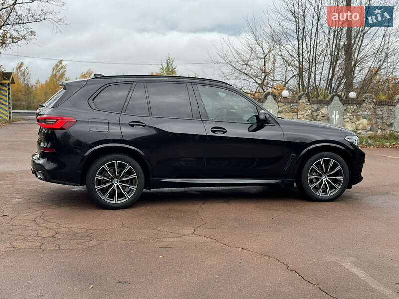 Позашляховик / Кросовер BMW X5 2019 в Івано-Франківську