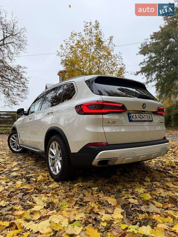 Внедорожник / Кроссовер BMW X5 2019 в Киеве