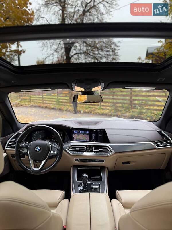 Внедорожник / Кроссовер BMW X5 2019 в Киеве