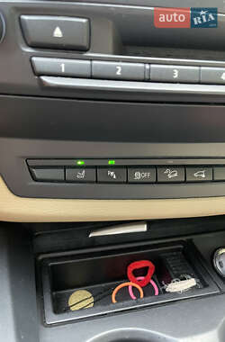 Внедорожник / Кроссовер BMW X5 2010 в 