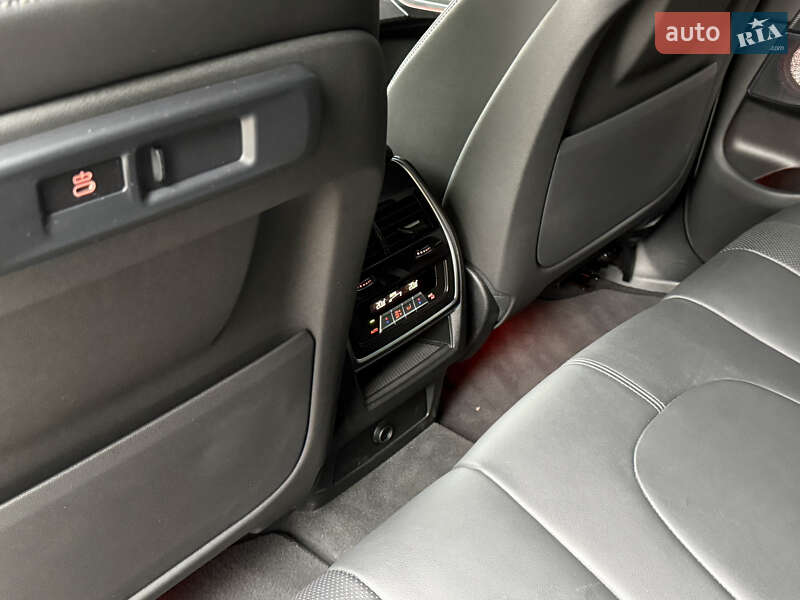 Внедорожник / Кроссовер BMW X5 2021 в Киеве