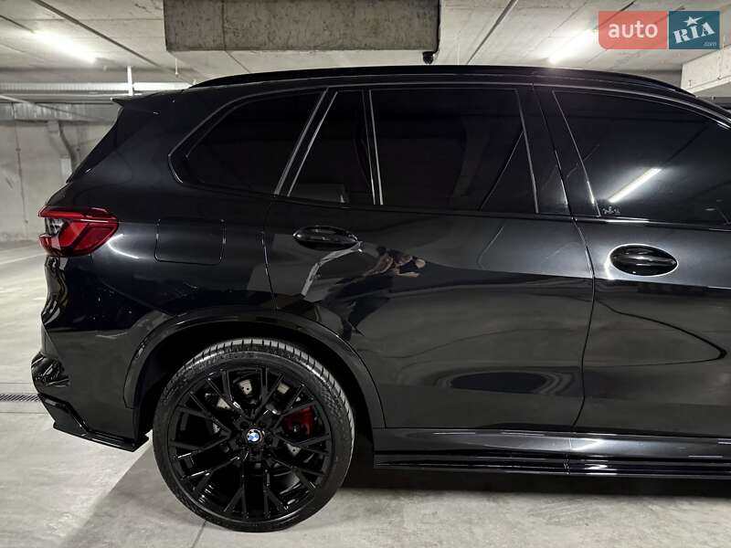 Внедорожник / Кроссовер BMW X5 2021 в Днепре