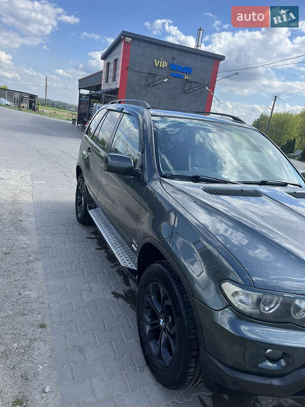 Внедорожник / Кроссовер BMW X5 2005 в Тлумаче