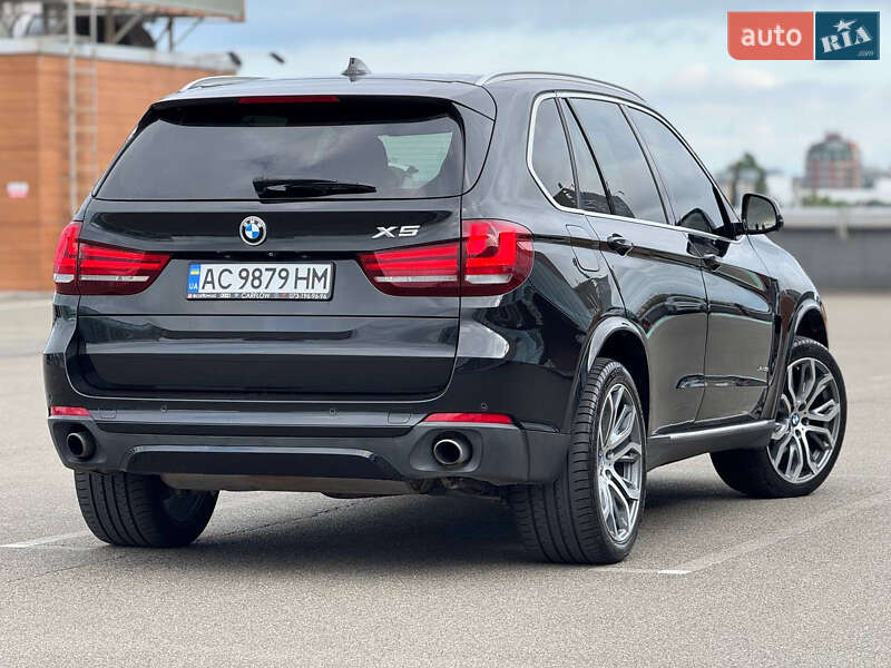 Позашляховик / Кросовер BMW X5 2015 в Луцьку