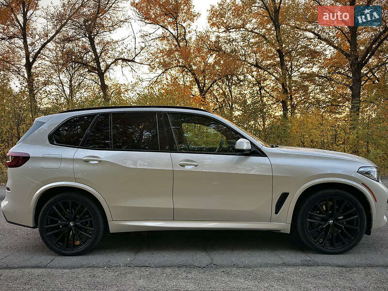 Позашляховик / Кросовер BMW X5 2023 в Києві