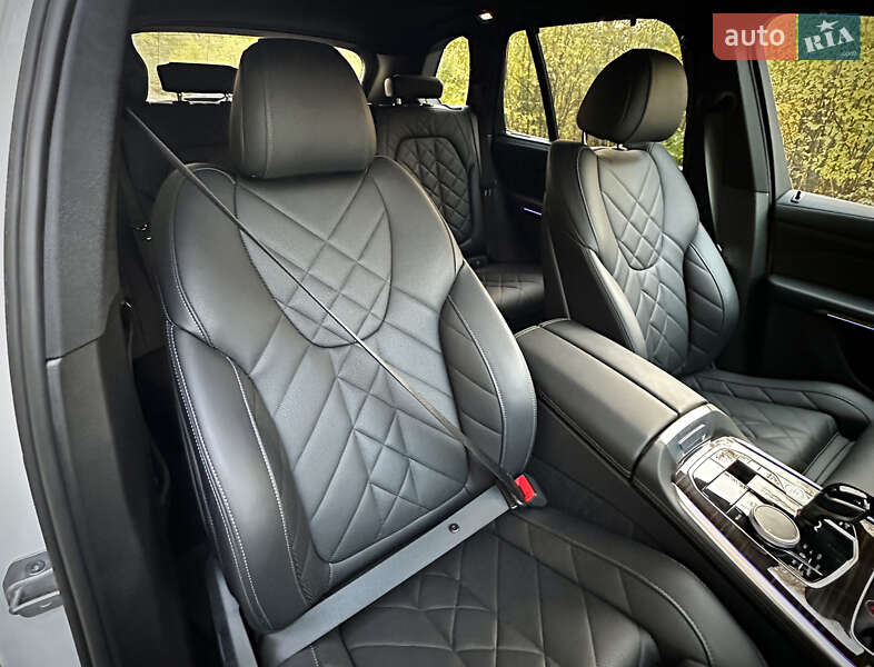 Позашляховик / Кросовер BMW X5 2023 в Києві