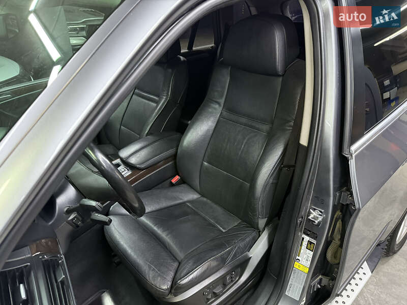 Внедорожник / Кроссовер BMW X5 2009 в Одессе