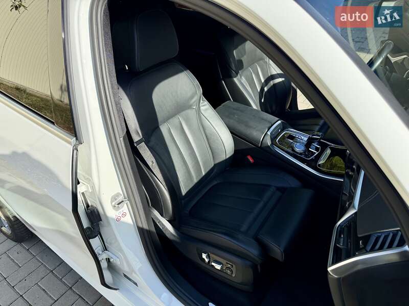 Внедорожник / Кроссовер BMW X5 2021 в Днепре