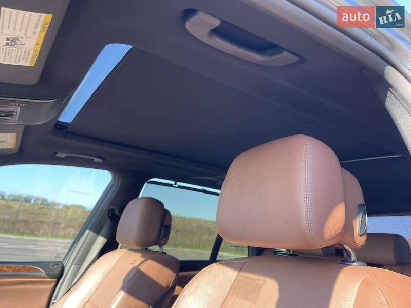 Позашляховик / Кросовер BMW X5 2012 в Рівному