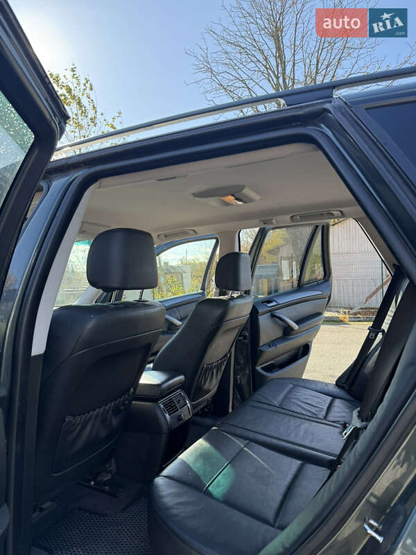 Внедорожник / Кроссовер BMW X5 2005 в Тлумаче