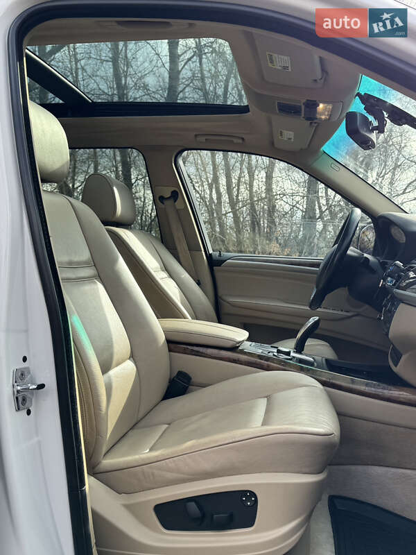 Внедорожник / Кроссовер BMW X5 2007 в Ровно фото 13 Внедорожник / Кроссовер BMW X5 2007 в Ровно