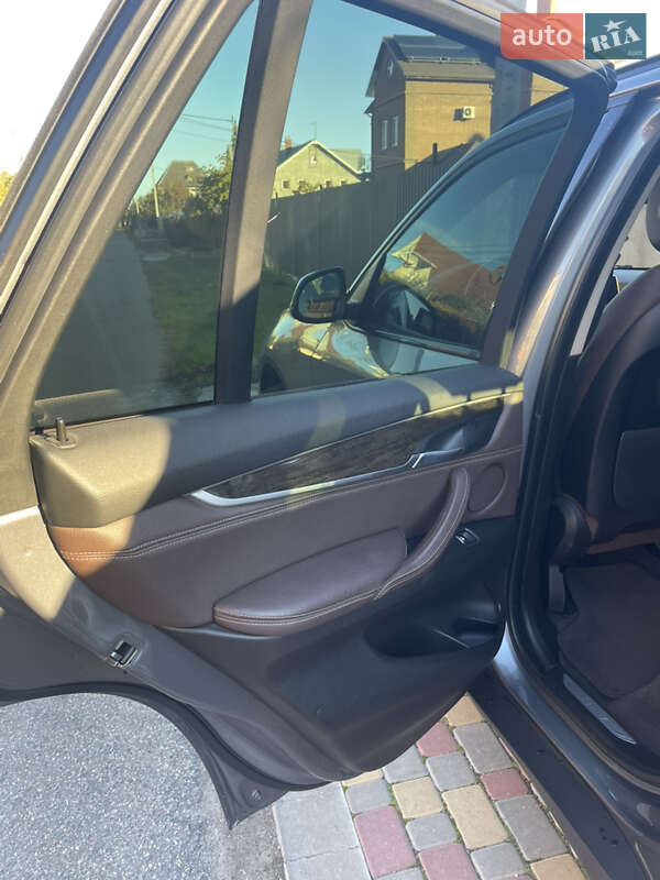 Внедорожник / Кроссовер BMW X5 2015 в Одессе