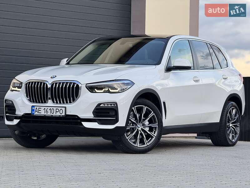 Позашляховик / Кросовер BMW X5 2021 в Стрию
