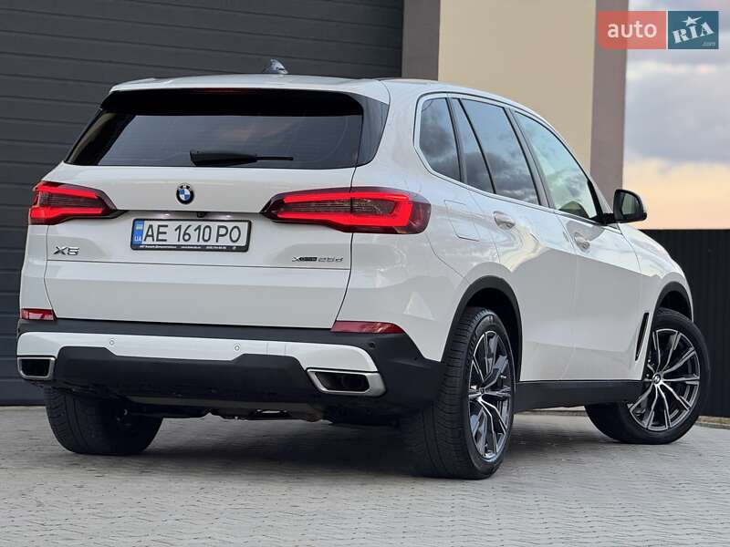 Позашляховик / Кросовер BMW X5 2021 в Стрию