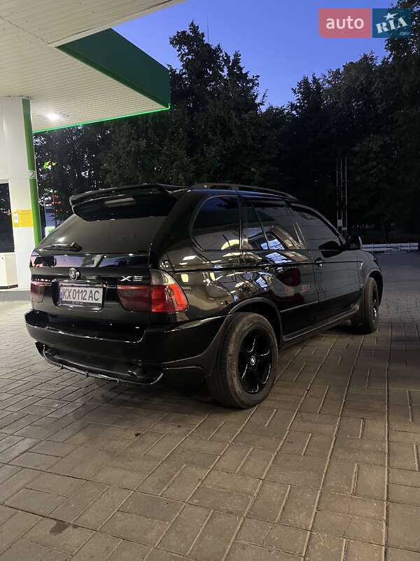Внедорожник / Кроссовер BMW X5 2002 в Харькове