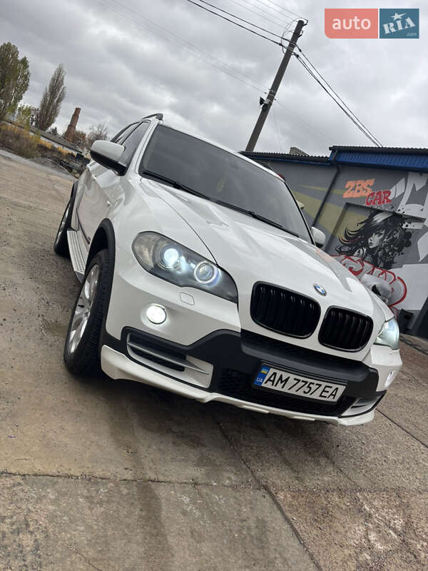 Внедорожник / Кроссовер BMW X5 2008 в Житомире