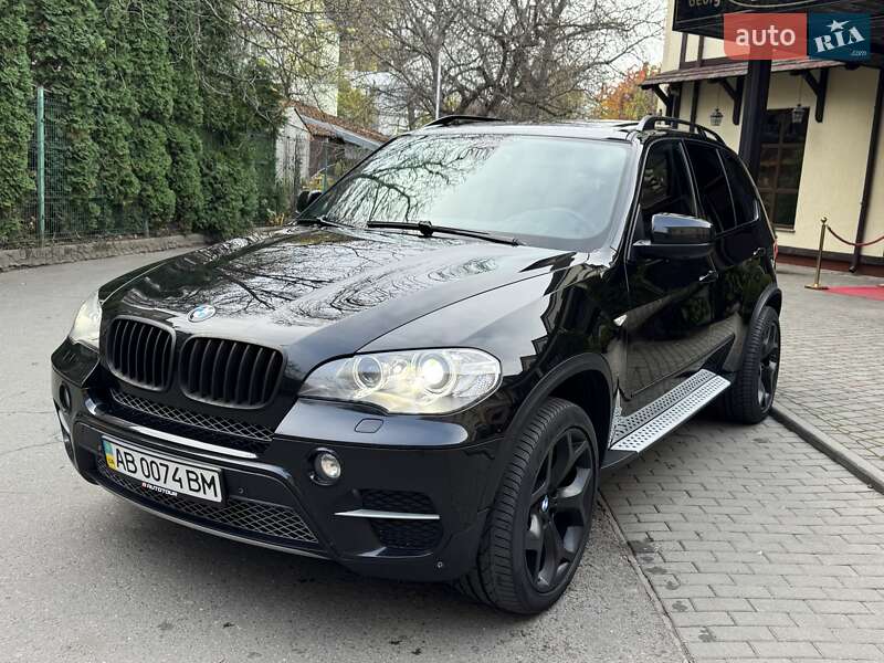 Внедорожник / Кроссовер BMW X5 2011 в Черновцах