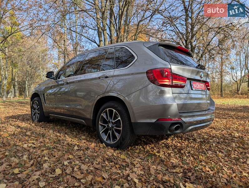Позашляховик / Кросовер BMW X5 2017 в Луцьку