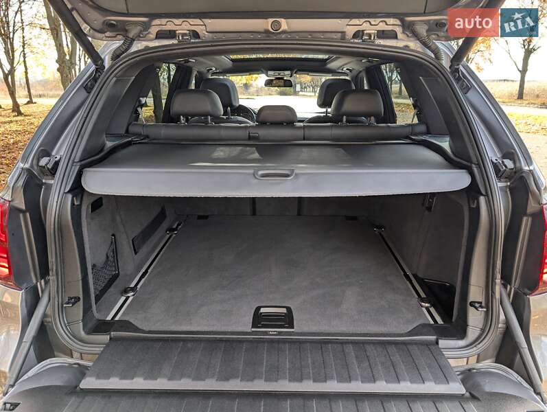 Позашляховик / Кросовер BMW X5 2017 в Луцьку