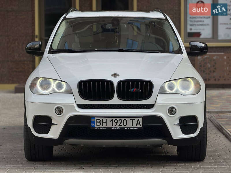 Внедорожник / Кроссовер BMW X5 2012 в Одессе