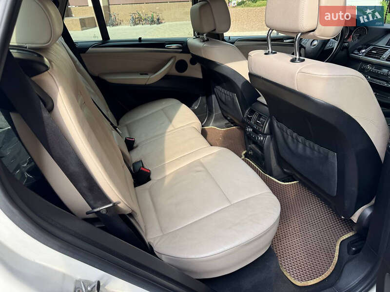 Внедорожник / Кроссовер BMW X5 2012 в Одессе