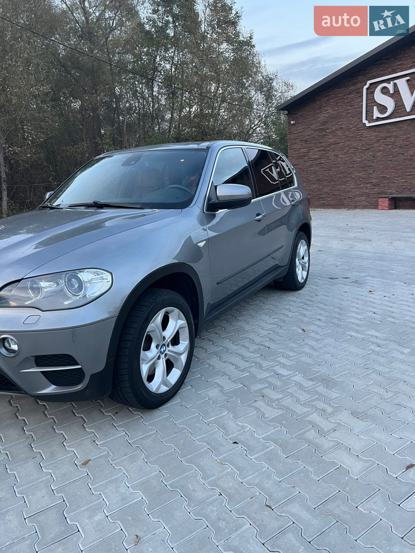 2011 BMW X5 - мініатюра 2