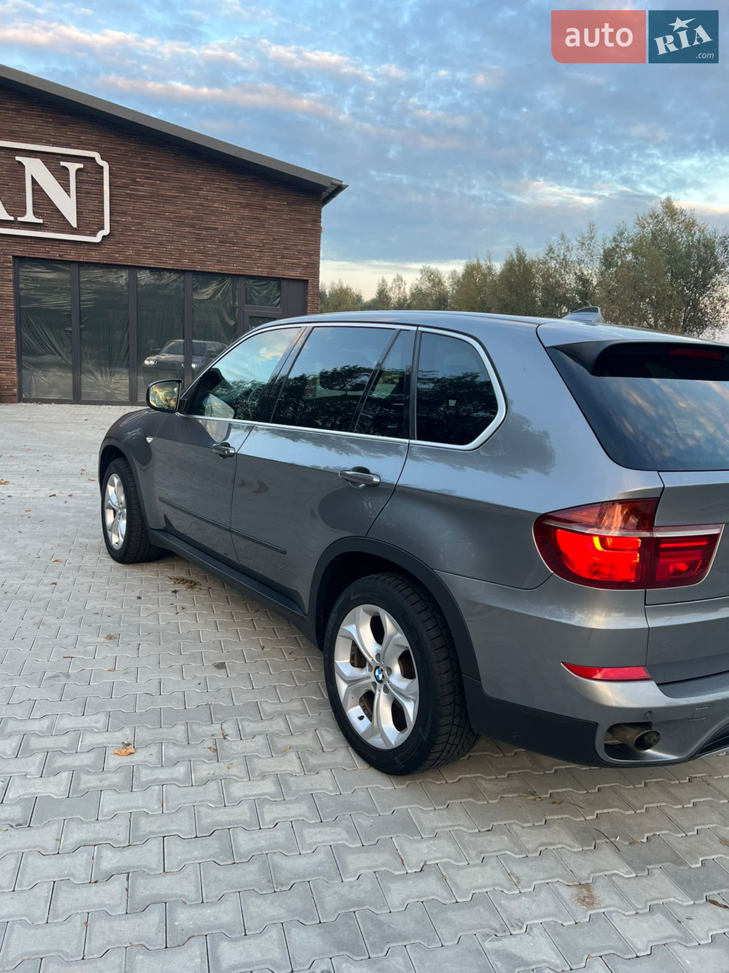 2011 BMW X5 - мініатюра 10