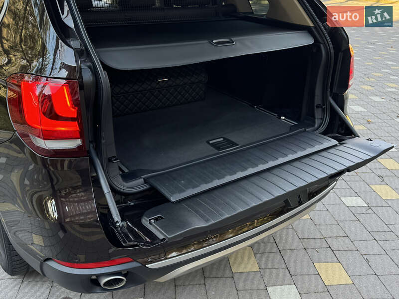 Внедорожник / Кроссовер BMW X5 2015 в Дрогобыче