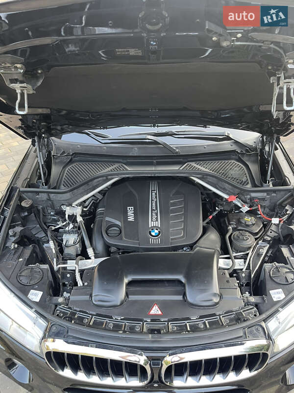 Внедорожник / Кроссовер BMW X5 2015 в Киеве