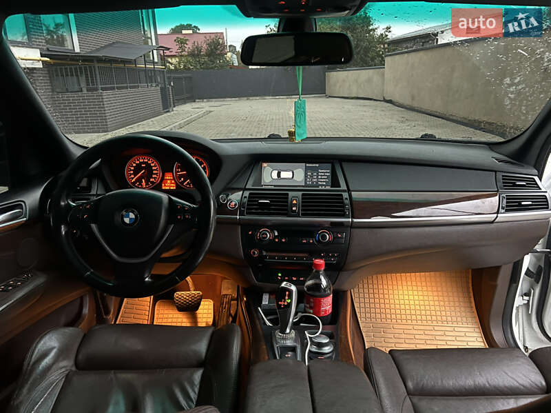 Позашляховик / Кросовер BMW X5 2009 в Жовкві