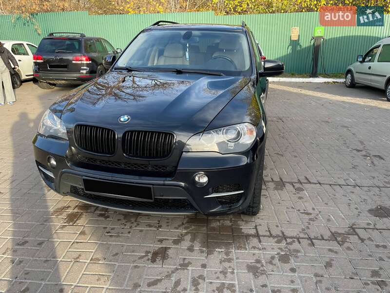 Позашляховик / Кросовер BMW X5 2011 в Києві фото 5 Позашляховик / Кросовер BMW X5 2011 в Києві