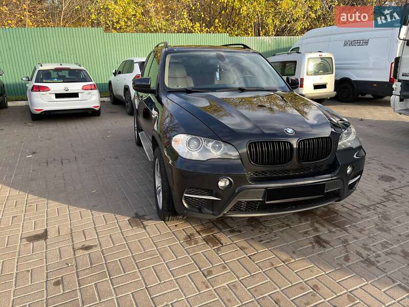 Позашляховик / Кросовер BMW X5 2011 в Києві фото 26 Позашляховик / Кросовер BMW X5 2011 в Києві