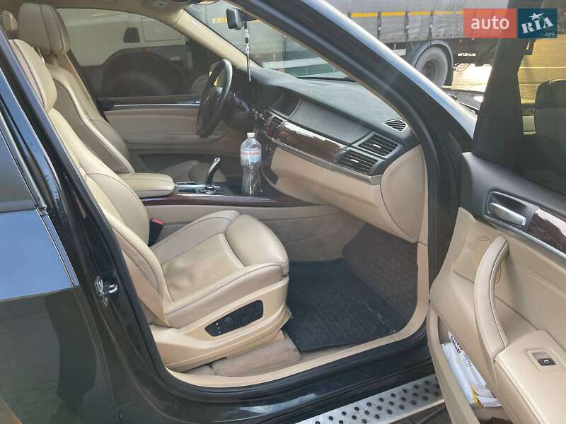 Позашляховик / Кросовер BMW X5 2011 в Києві фото 34 Позашляховик / Кросовер BMW X5 2011 в Києві