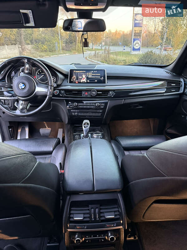 Внедорожник / Кроссовер BMW X5 2016 в Запорожье