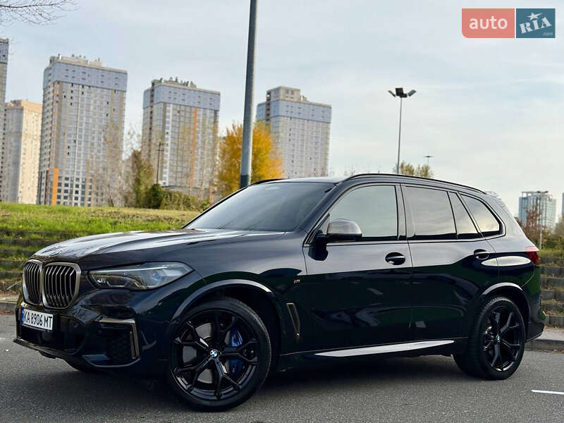 Внедорожник / Кроссовер BMW X5 2022 в Киеве