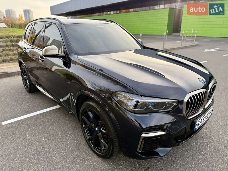 Внедорожник / Кроссовер BMW X5 2022 в Киеве