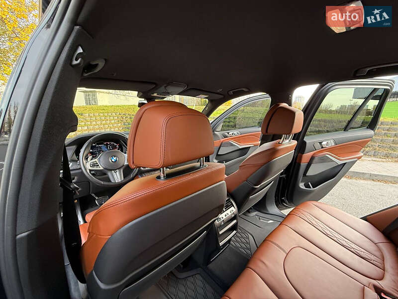 Внедорожник / Кроссовер BMW X5 2022 в Киеве