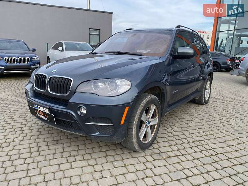 Позашляховик / Кросовер BMW X5 2012 в Львові