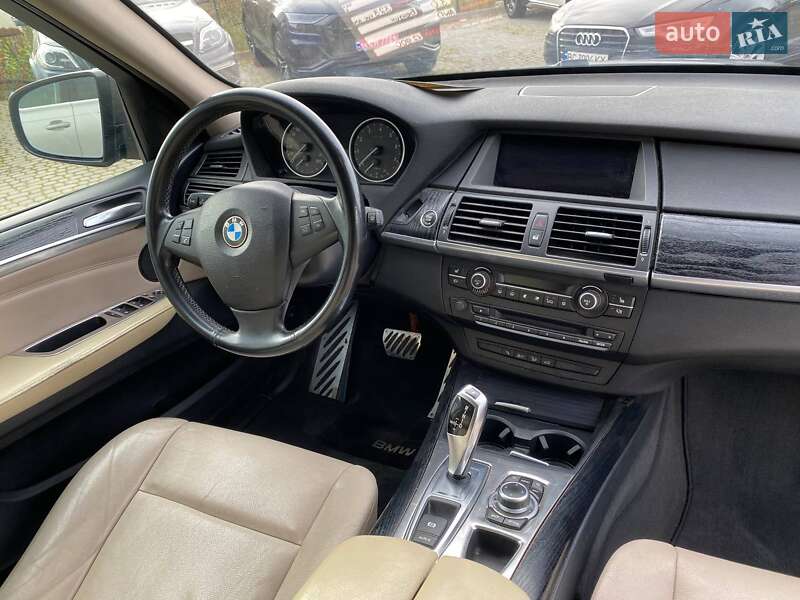 Позашляховик / Кросовер BMW X5 2012 в Львові