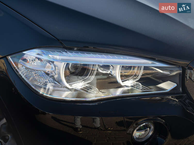 Внедорожник / Кроссовер BMW X5 2017 в Одессе